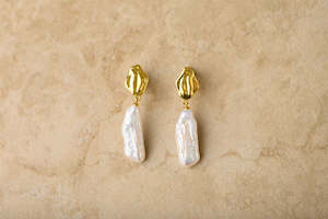 Indigo Wolfe: INDIGO & WOLFE AVERY