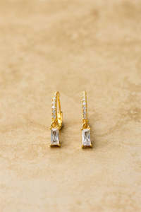 Indigo Wolfe: INDIGO & WOLFE YVE