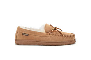 Footwear: KIWIGEAR SHEEPSKIN TARANAKI MENS MOCCASINS