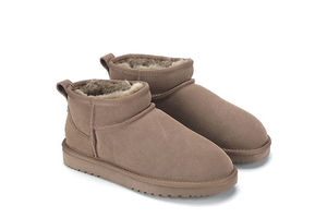Footwear: KIWIGEAR SHEEPSKIN JAMIE BOOT