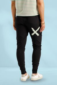 Homelee Apartment Pants Black With Candy Apple X