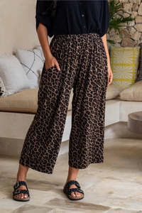 Bee Maddison: PRE-ORDER Bee Maddison Sammie Pants Leopard
