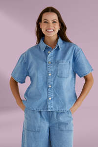 Betty Basics Saffra Short Sleeve Denim Shirt Medium Wash