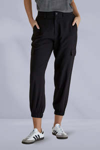 Betty Basics Adrianna Joggers Black