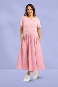Soft Autumn: Seduce Delilah Dress Pink