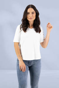 Basics: Vassalli V Neck Short Sleeve T Shirt White