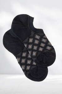 Basics: Antler No Show Socks Diamond Grid Black