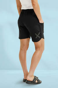 Homelee Apartment Shorts Black Matte X