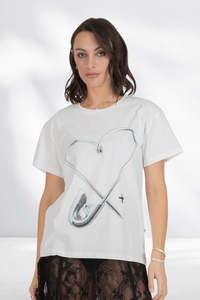 Cool Winter: Federation Frankie Tee Pinned Heart White