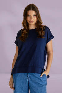 Cool Winter: Betty Basics Shirley Short Sleeve Tee Navy