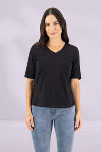 Clearance: Vassalli V Neck Short Sleeve T Shirt Black