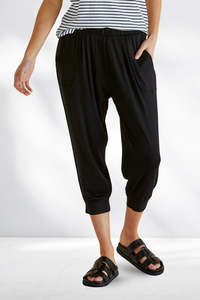 Best Sellers: Betty Basics Tokyo 3/4 Pants