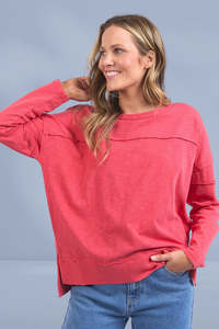 Light Summer: Foxwood Jayne Throw On Top Cayenne