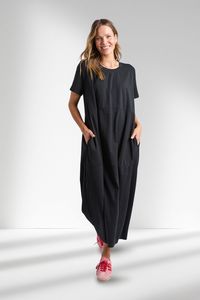 Deep Winter: Elm Diana Short Sleeve Dress Black