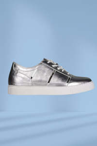 Minx Secret Sneakers Silver