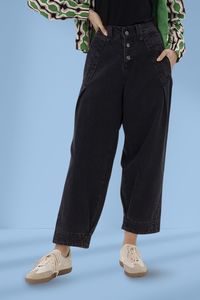 Deep Winter: Mi Moso Renegade Jeans Black Wash