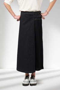 Madly Sweetly: Madly Sweetly Nova Skirt Black