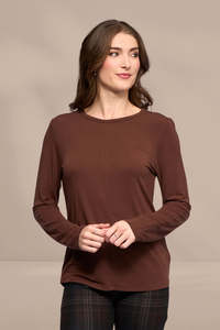 Cool Winter: Vassalli Layer Top Chocolate