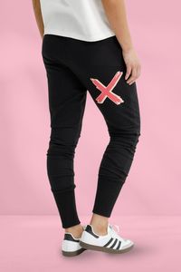 Homelee Apartment Pants Black with Coral Shadow X