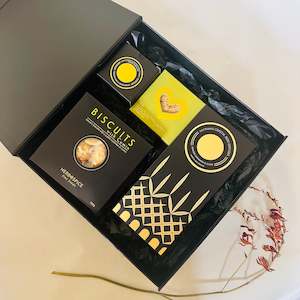 For Her: Luxe Home Freshener & Treats Set