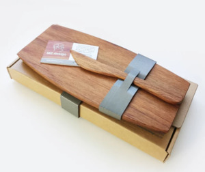 Waka Pātē Heart Rimu Cheeseboard