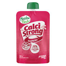 Meadow Fresh Dairy Food Raspberry Pouch 100g