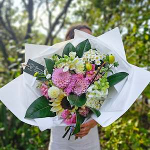 Bouquets: Seasonal Mixed Bouquet