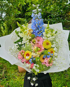 Bouquets: Pastels Seasonal Bouquet