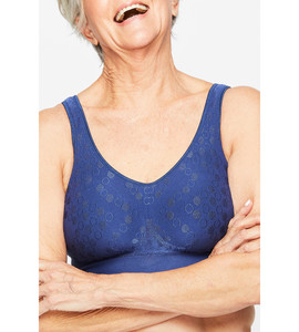 Clearance: Triumph Triaction Cardio Flow Padded Bra Clearance