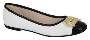 Moleca: Moleca 5255.634 Women Fashion Flats in White