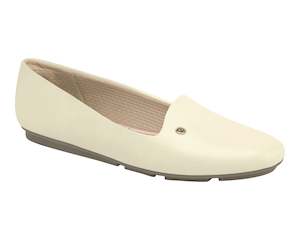 White: Piccadilly Ref: 122007-20 Moccassin Flat - Enjoy Elegant Comfort with Soft Off-White Travel Footwear