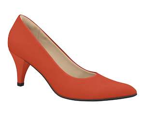 Fiesta: Piccadilly Ref: 745035 Chic Vibrant Orchid Elegance: Embrace the Color of the Year with our Must-Have Carrot Fashion Statement for Summer 2023