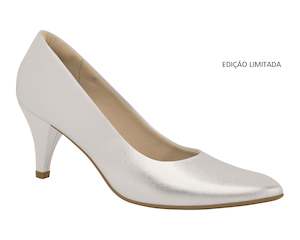 Fiesta: Piccadilly Ref: 745035-671 Silver Elegance: Dive into the Enchanting Realm of Metallic Glamour with Our Exquisite Collection of Women's Silver Shoes