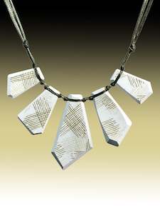 Crown Lynn: Crown Lynn Staccato Ceramic Array Necklace