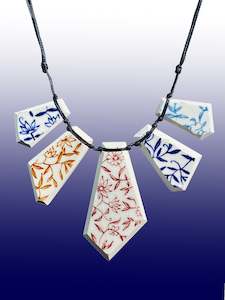 Crown Lynn: Crown Lynn Fantasy Multicoloured Ceramic Array Necklace
