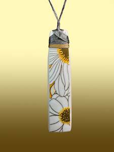 Ceramic Jewellery: Daisy Ceramic Pendant