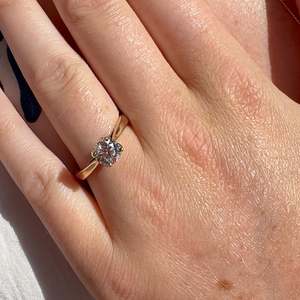 Lab Diamonds: BWJ - 9ct Two Tone 1ct Lab Grown Diamond 4X Claw Solitaire Ring