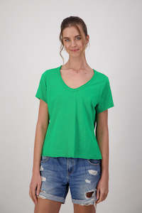 T Shirts: Jena Apple T-Shirt