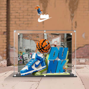 Lego 43008 Nike Dunk x LEGO Set Display Case