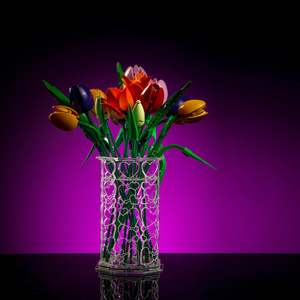 New Arrival: BrickFans Premium HeartBloom Display Vase for LEGO® Flowers