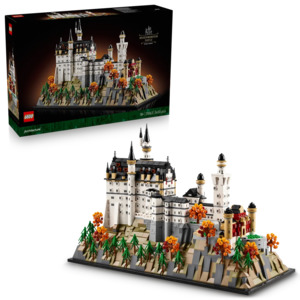 Lego Architecture: LEGO Architecture 21063 Neuschwanstein Castle