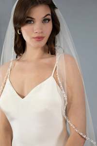 Beaded Trim Fingertip Veil | AVL0129