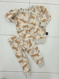 Pre Loved: Pre-Loved KaPow pants Size 12-18 Months. Top size 2