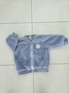 Pre- Loved Hux SIZE 3-6 Months