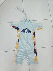All 1: Pre-Loved Rip Curl Swimmers SIZE 3