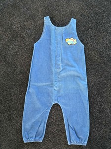 All: Wiggles overalls 18-24