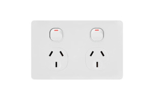 iluxlite Double Powerpoint 10A Horizontal White