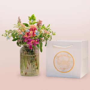 Mothers Day: Mother’s Day Vase Bouquet