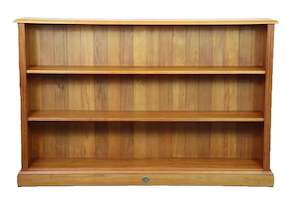 Wanaka Rimu Bookcase 1010mm