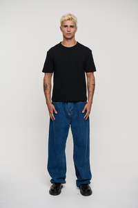 Charlie Ringer Tee Plain Black